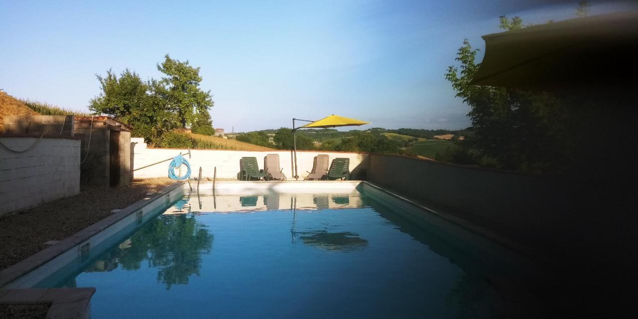 Nanteuil-Auriac-de-Bourzac La Tranquillite, Le Reposヴィラ エクステリア 写真