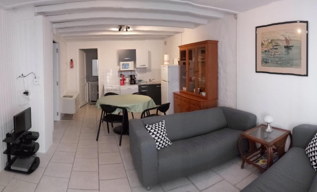 Nanteuil-Auriac-de-Bourzac La Tranquillite, Le Reposヴィラ エクステリア 写真