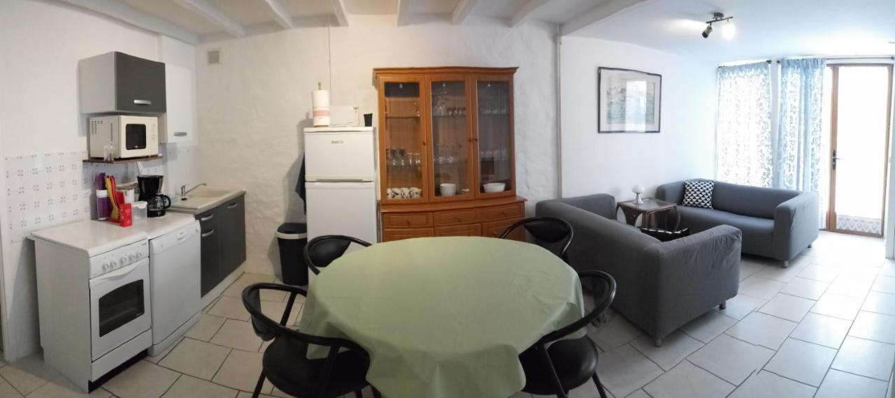Nanteuil-Auriac-de-Bourzac La Tranquillite, Le Reposヴィラ エクステリア 写真